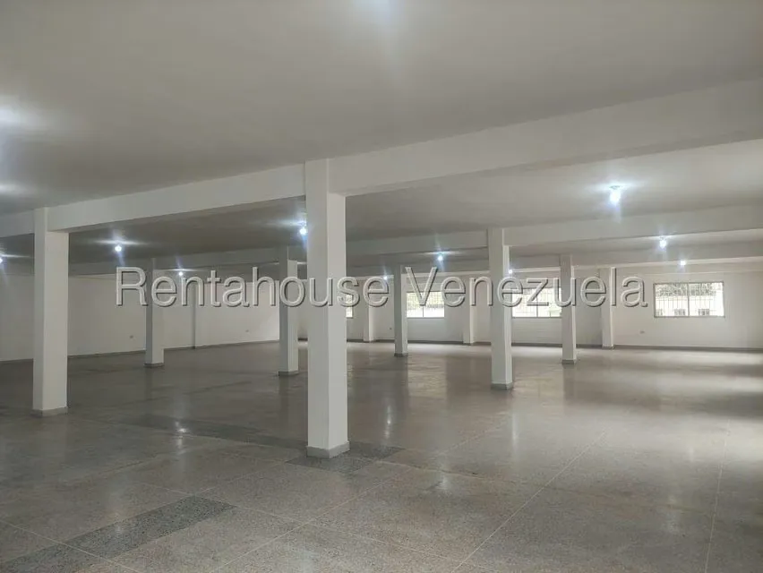 Local Comercial en Alquiler en Antimano, Distrito Metropolitano - 10