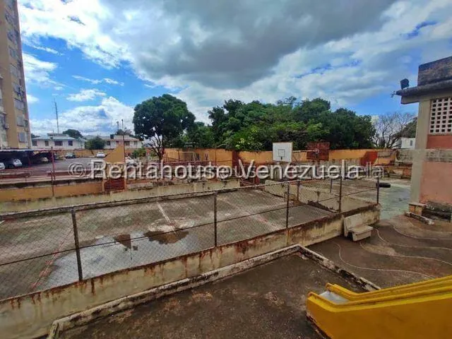 Apartamento (1 Nivel) en Venta en Zona Oeste, Lara - 27