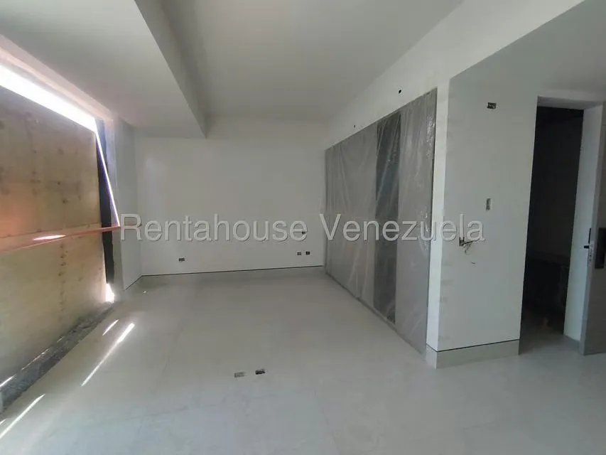 Apartamento (1 Nivel) en Venta en Las Mercedes, Distrito Metropolitano - 4