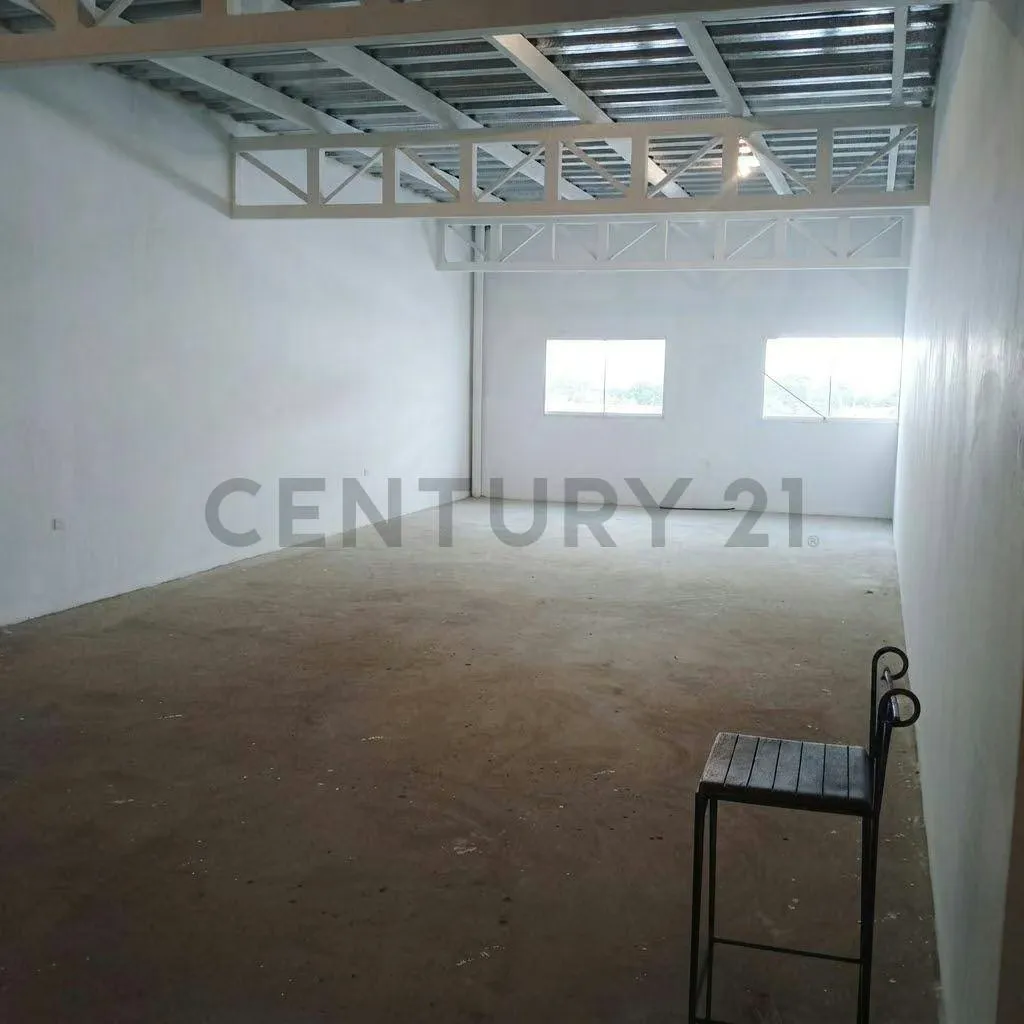 VENTA DE LOCAL COMERCIAL EN PUERTO LA CRUZ - 6