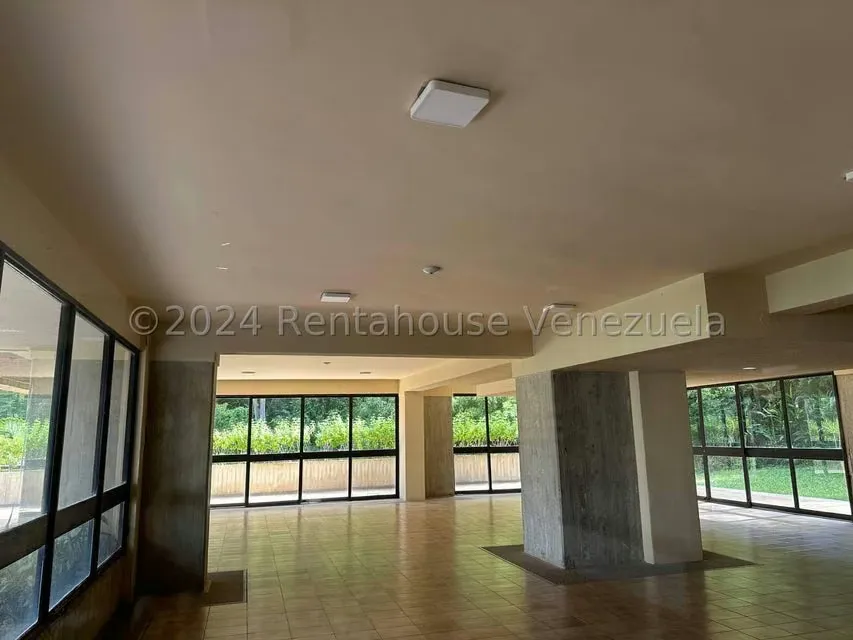 Apartamento (1 Nivel) en Venta en Los Naranjos del Cafetal, Distrito Metropolitano - 15