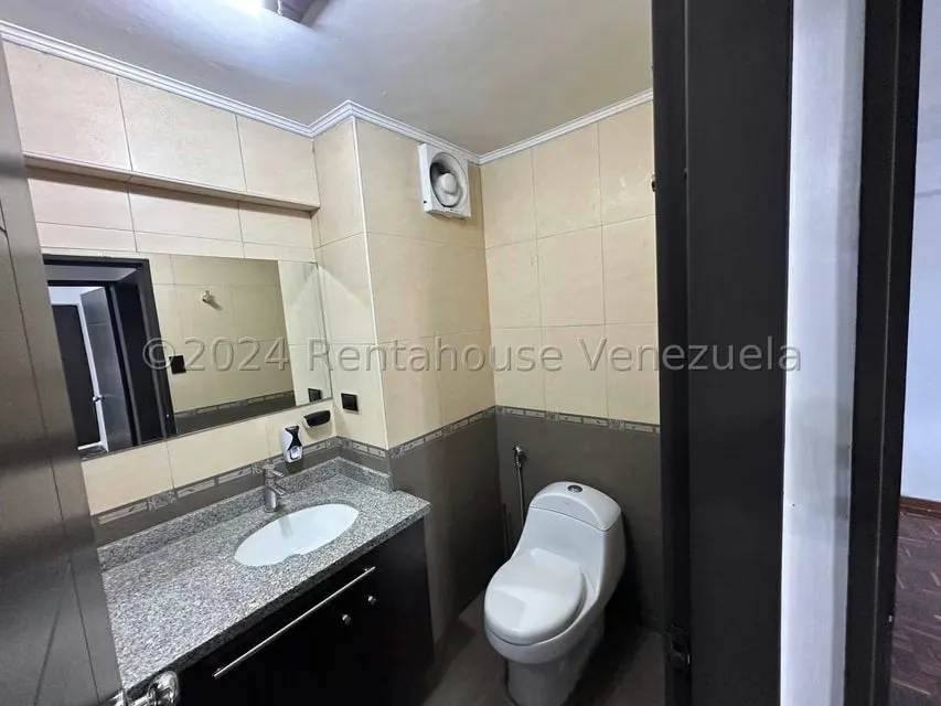 Apartamento (1 Nivel) en Venta en Los Naranjos del Cafetal, Distrito Metropolitano - 28