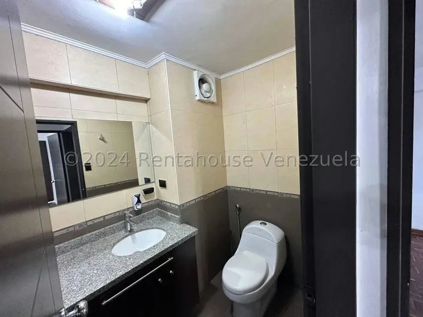 Apartamento (1 Nivel) en Venta en Los Naranjos del Cafetal, Distrito Metropolitano - 9
