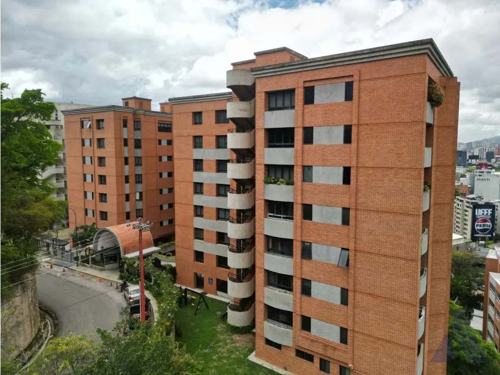 Vendo Ph 436m2 Lomas de Las Mercedes 3065 - 2