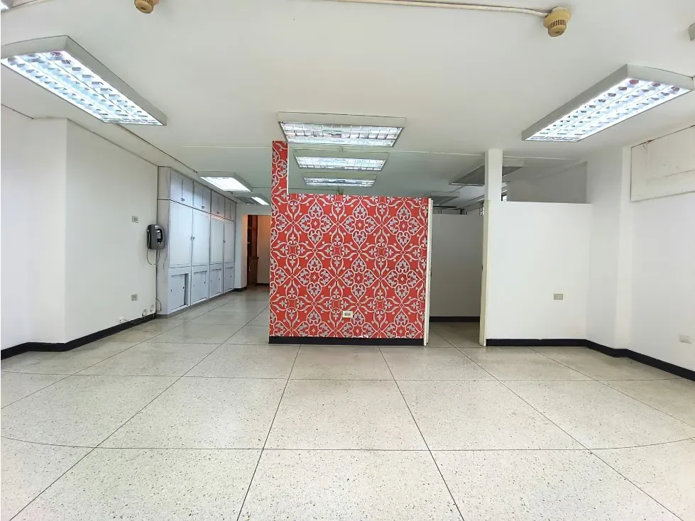 Se Alquila Local Comercial 70.5m2 Altamira 2103 - 3