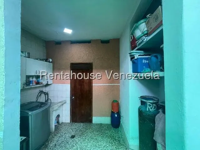 Casa (Multipes Niveles) en Venta en Los Teques, Miranda - 15