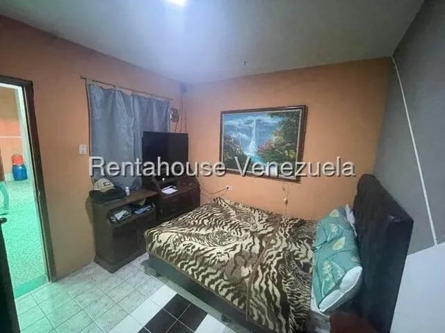 Casa (Multipes Niveles) en Venta en Los Teques, Miranda - 19