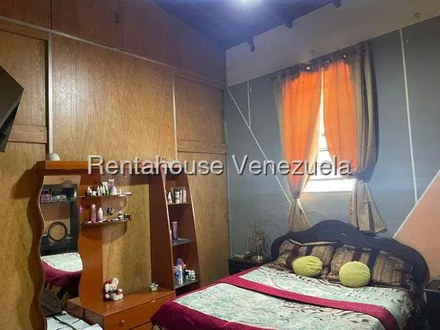 Casa (Multipes Niveles) en Venta en Los Teques, Miranda - 20