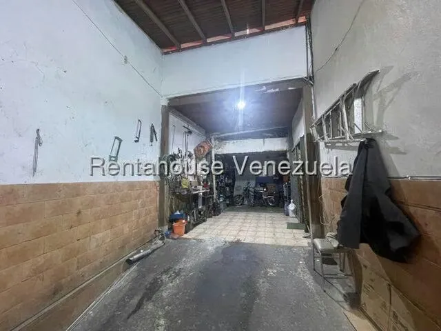 Casa (Multipes Niveles) en Venta en Los Teques, Miranda - 27