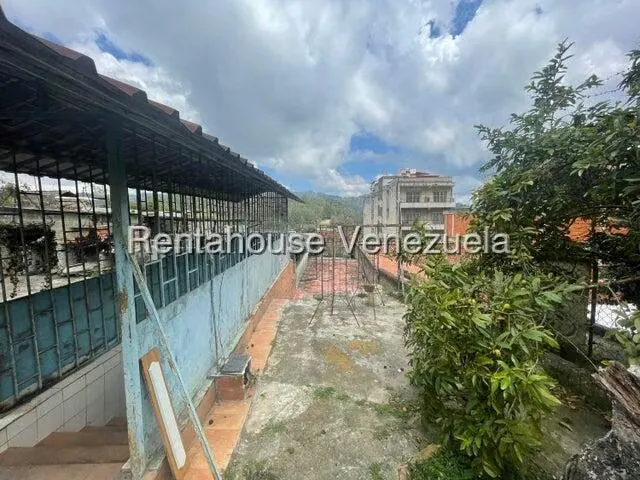 Casa (Multipes Niveles) en Venta en Los Teques, Miranda - 30