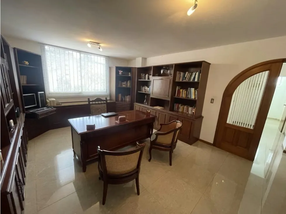 Vendo Casa de 2 Plantas en Los Naranjos - 20
