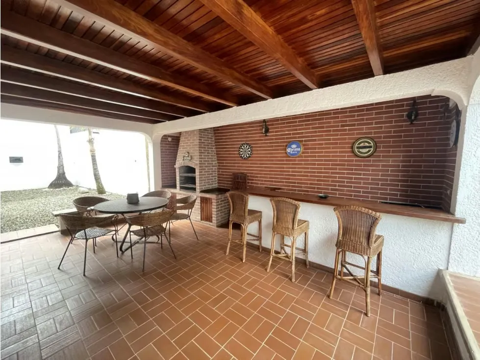 Vendo Casa de 2 Plantas en Los Naranjos - 37