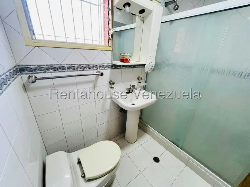 Apartamento (1 Nivel) en Venta en Centro, Aragua - 35