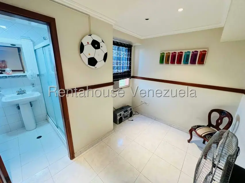 Apartamento (1 Nivel) en Venta en Centro, Aragua - 36