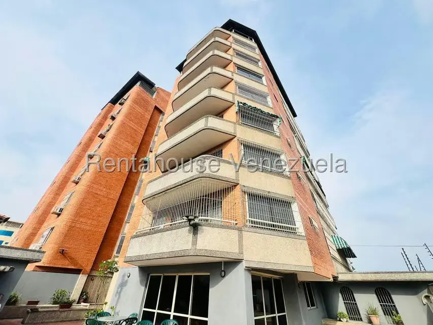 Apartamento (1 Nivel) en Venta en Centro, Aragua - 70