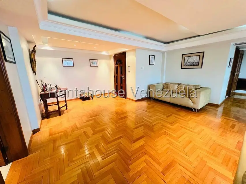 Apartamento (1 Nivel) en Venta en Centro, Aragua - 8