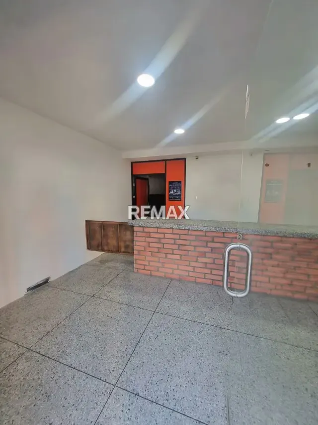 Se Alquila excelente Local calle 67 Cecilio Acosta con avenida 13. Maracaibo Edo Zulia - 6