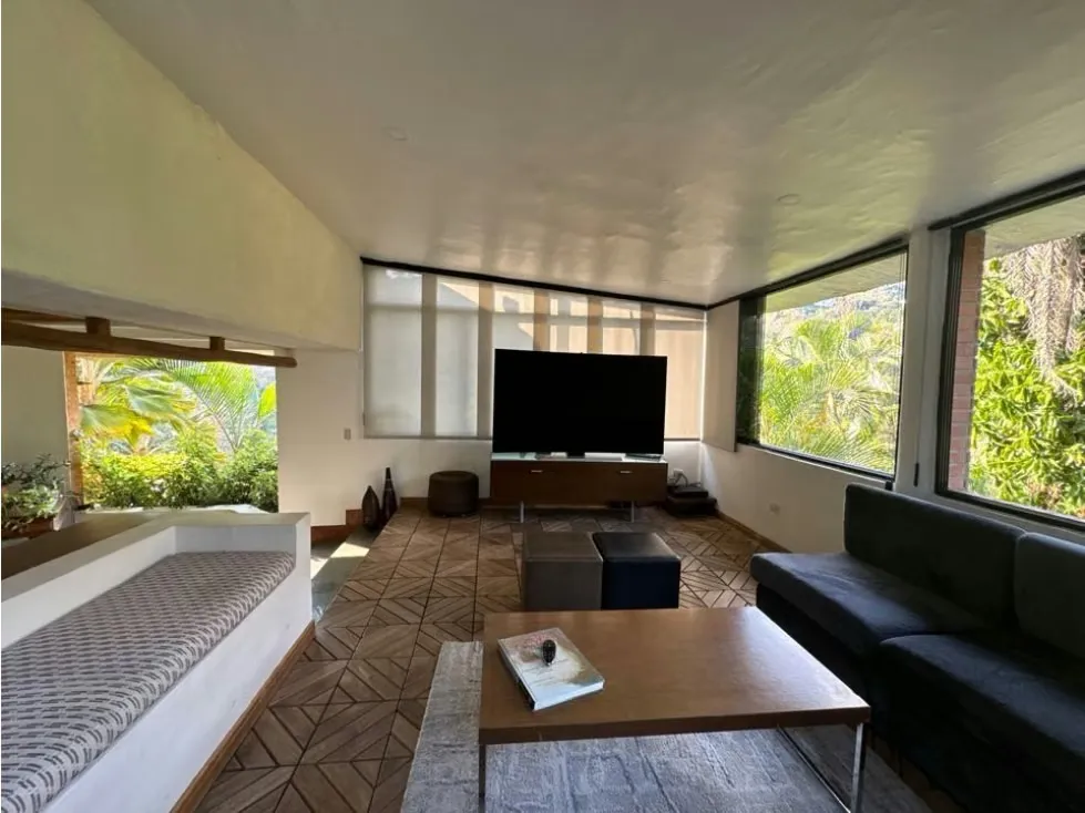 VENDO/ALQUILO PB 600 m2 4H+4S/7.5B/7P COLINAS DEL TAMANACO - 16
