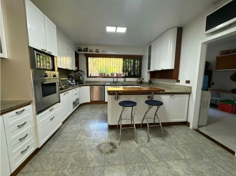 VENDO/ALQUILO PB 600 m2 4H+4S/7.5B/7P COLINAS DEL TAMANACO - 27