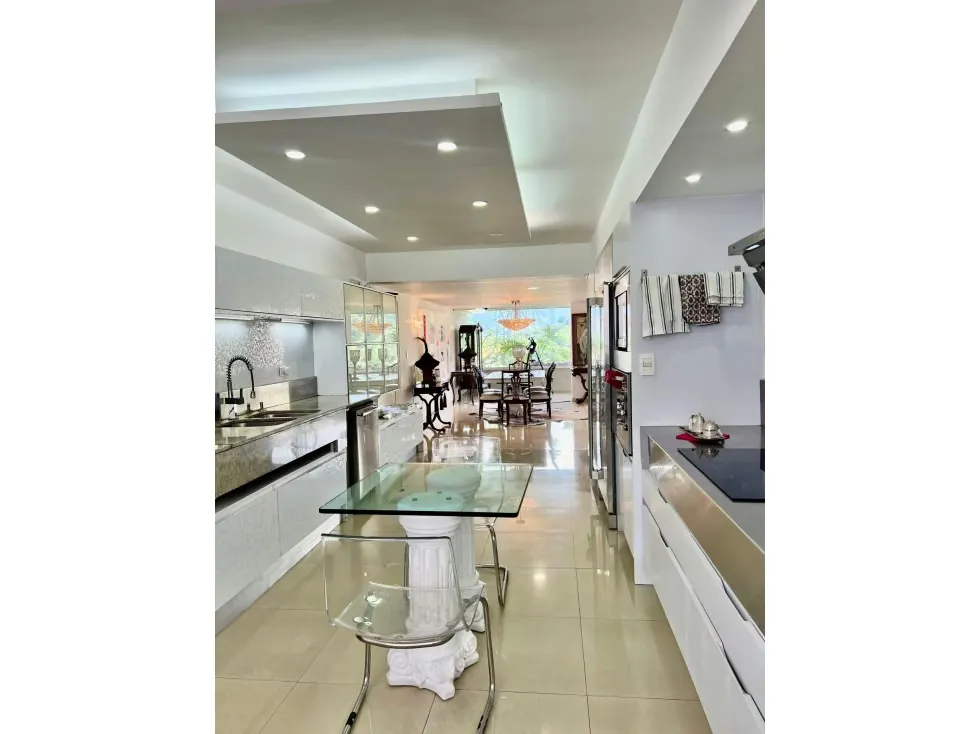 Se vende/alq Apto244m² 2h+s/3b+s/3p Las Mesetas de Santa Rosa de Lima - 18