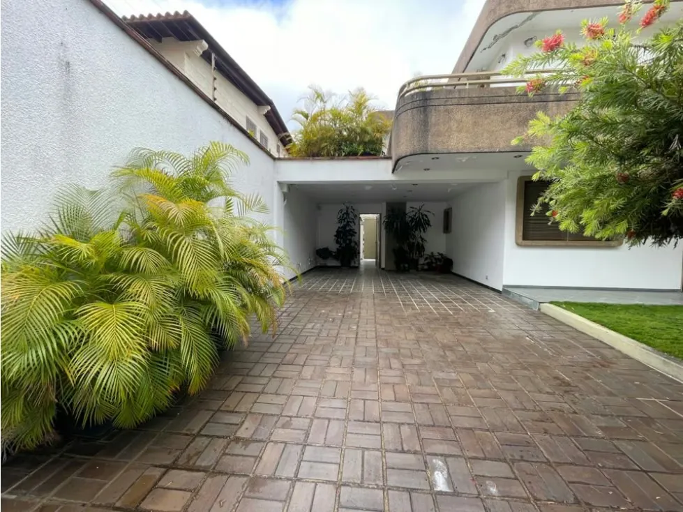 Se vende casa La Tahona 641m² - 5h+s/7b+s/4pe - 4