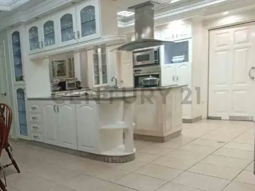 SE VENDE, casa en la urbanizacion la lagunita - 4