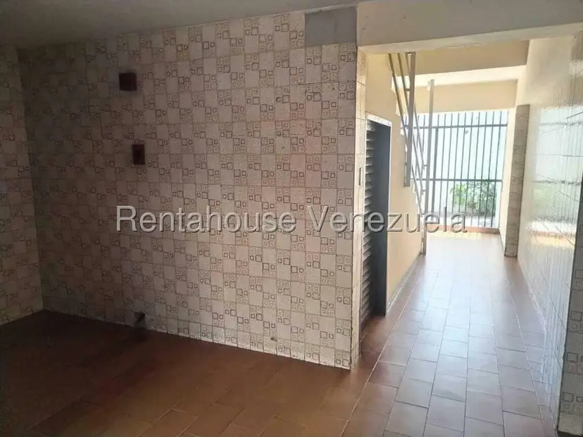 Apartamento (1 Nivel) en Alquiler en Centro, Lara