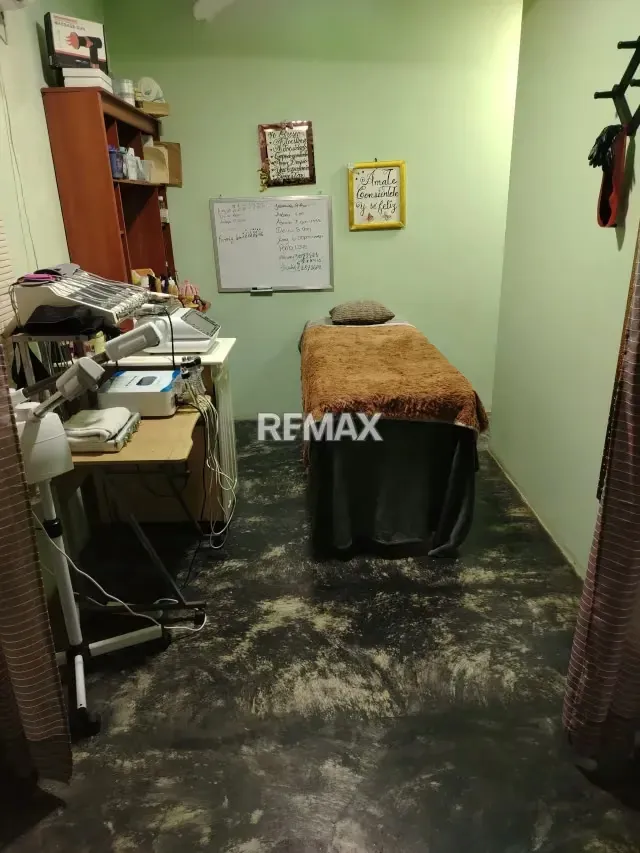 Casa con local comercial en venta en la Urbanización La Popular, San Francisco - 5