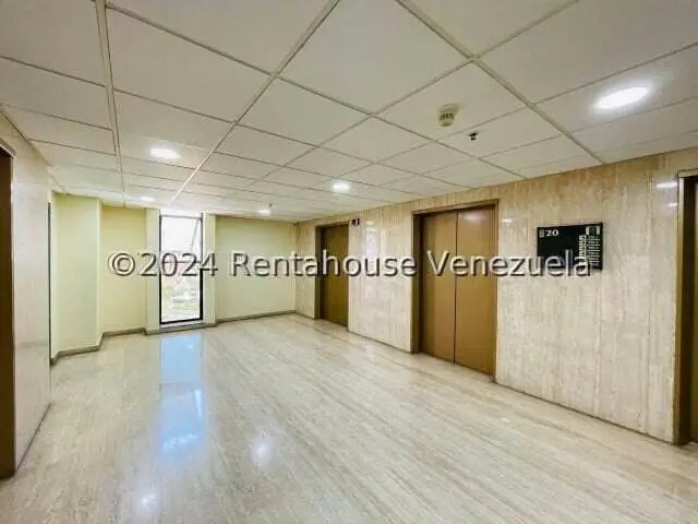 Oficina en Alquiler en Avenida Bolivar, Aragua - 9