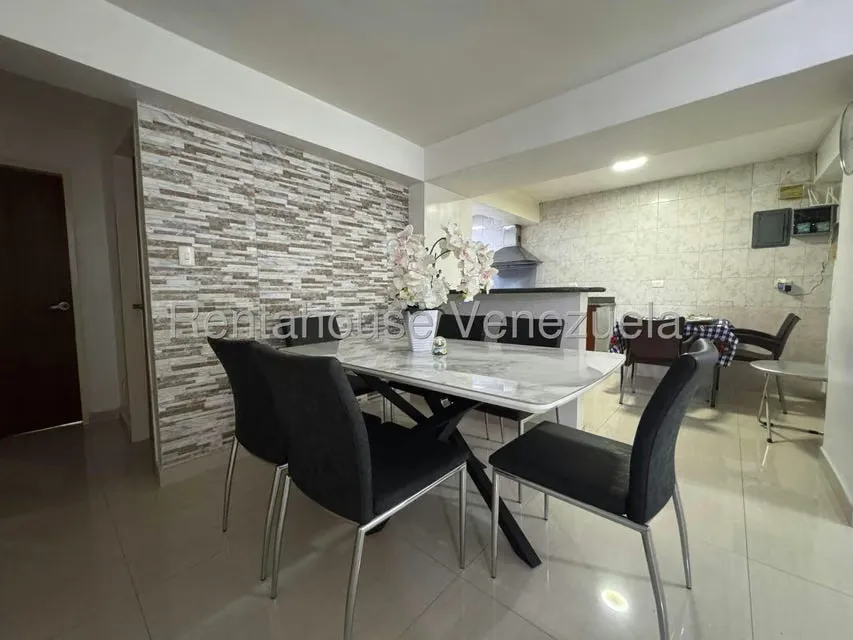 Apartamento (1 Nivel) en Venta en Santa Ines, Distrito Metropolitano - 11