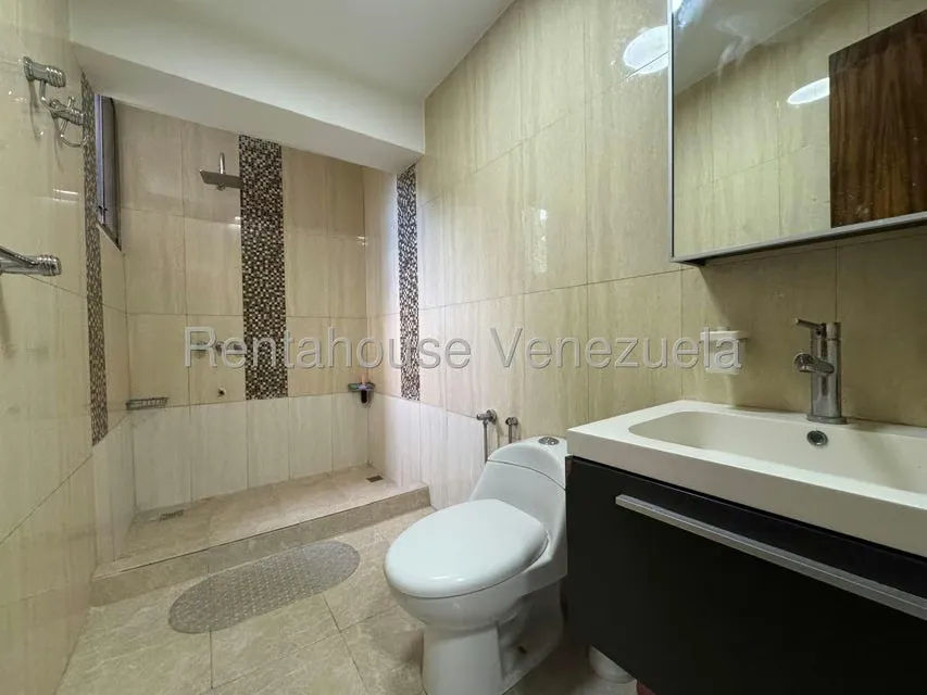 Apartamento (1 Nivel) en Venta en Santa Ines, Distrito Metropolitano - 18