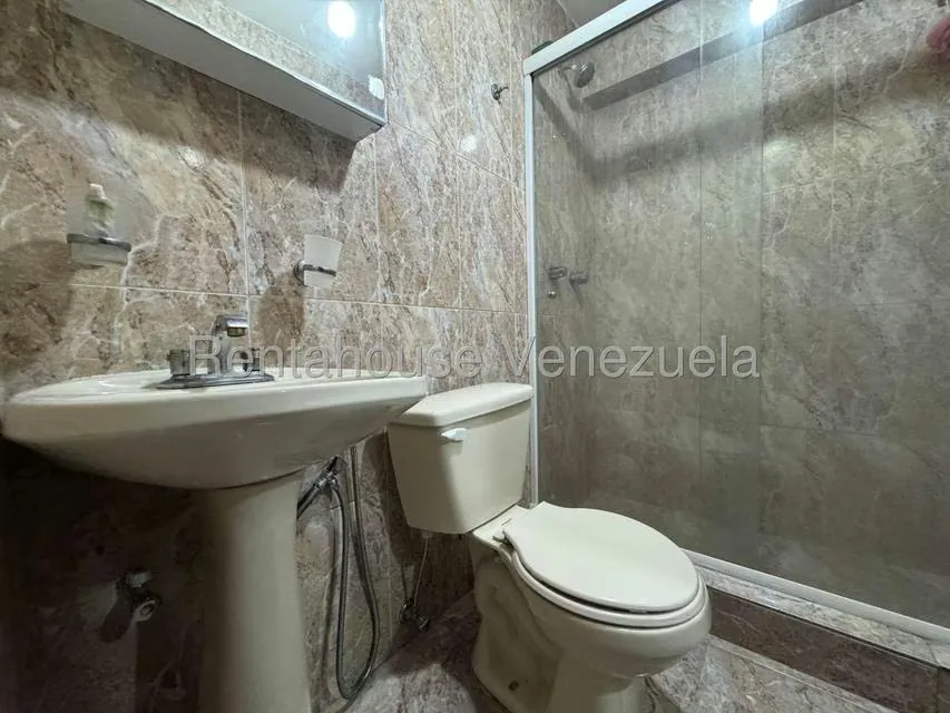 Apartamento (1 Nivel) en Venta en Santa Ines, Distrito Metropolitano - 22