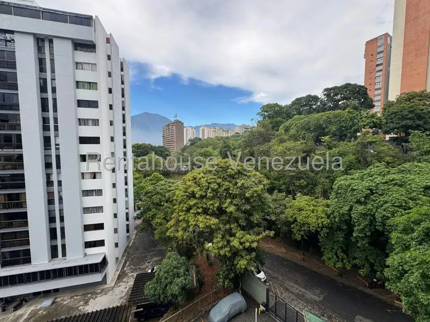 Apartamento (1 Nivel) en Venta en Santa Ines, Distrito Metropolitano - 24