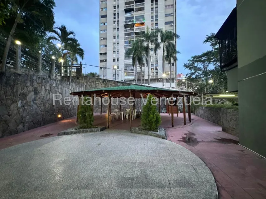 Apartamento (1 Nivel) en Venta en Santa Ines, Distrito Metropolitano - 27