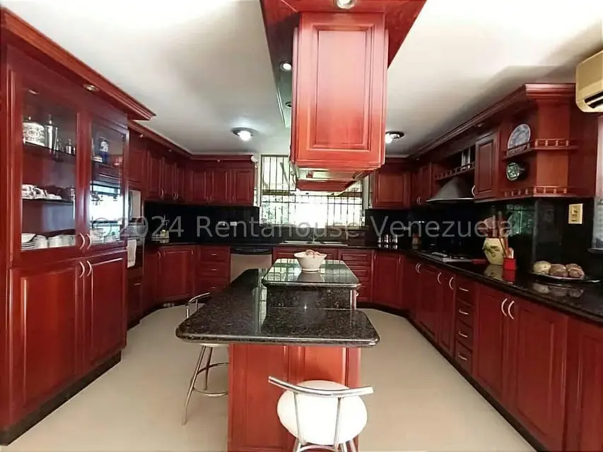Casa (Multipes Niveles) en Venta en El Castaño (Zona Privada), Aragua - 13