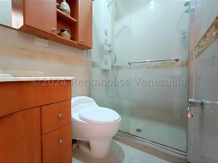 Casa (Multipes Niveles) en Venta en El Castaño (Zona Privada), Aragua - 19