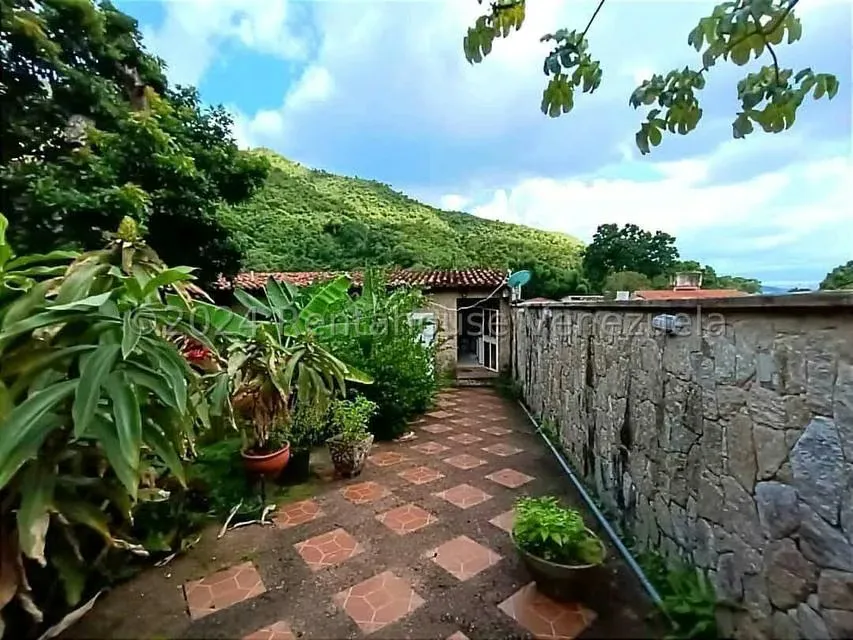 Casa (Multipes Niveles) en Venta en El Castaño (Zona Privada), Aragua - 37