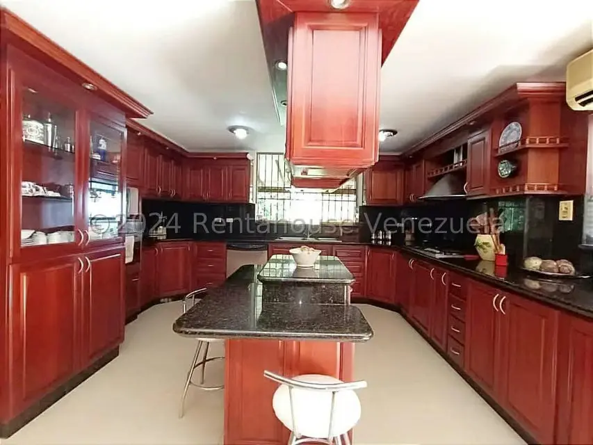 Casa (Multipes Niveles) en Venta en El Castaño (Zona Privada), Aragua - 9