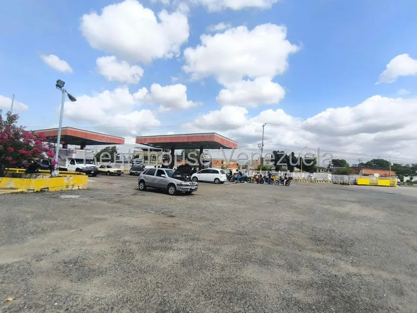 Local Comercial en Alquiler en La Isabelica, Carabobo - 3