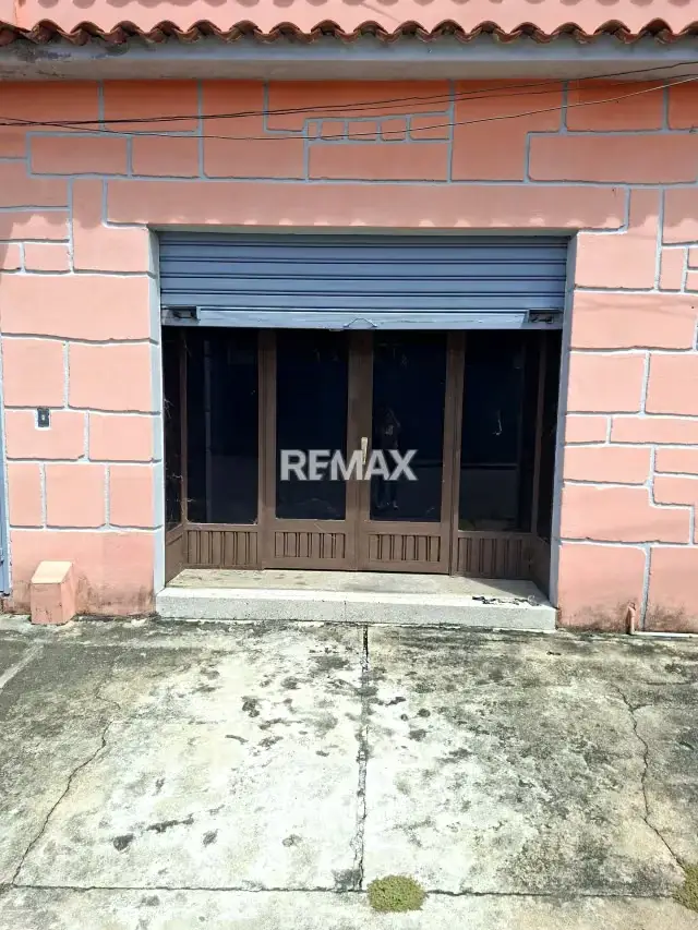 En Alquiler Local Comercial ubicado en Guanare, Carrera 9 entre Calles 12 y 13, Sector La Arenosa, Guanare, Portuguesa, Venezuela