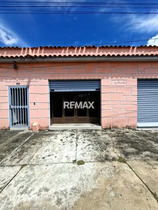 En Alquiler Local Comercial ubicado en Guanare, Carrera 9 entre Calles 12 y 13, Sector La Arenosa, Guanare, Portuguesa, Venezuela - 2