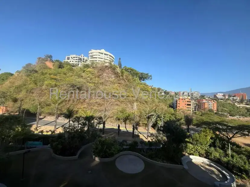 Apartamento (1 Nivel) en Alquiler en Colinas de Valle Arriba, Distrito Metropolitano