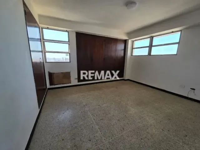 Apartamento en Venta Resistencias Mar Caribe, Av. El Milagro - 7