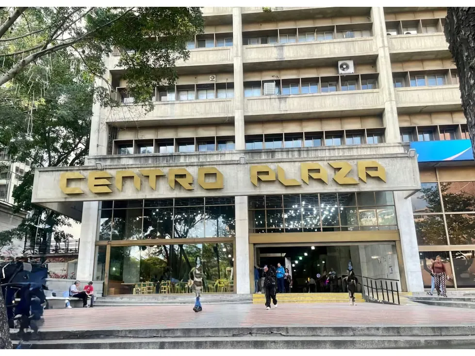 Se vende local comercial 18m2 Centro Plaza 1288