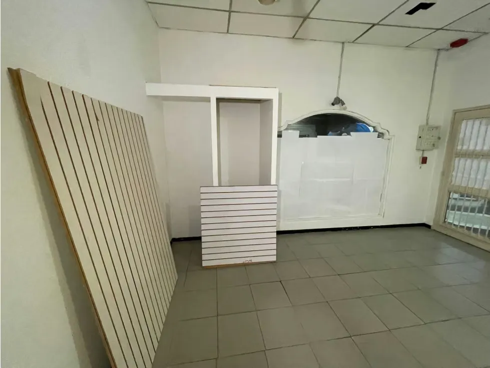 Se vende local comercial 18m2 Centro Plaza 1288 - 5
