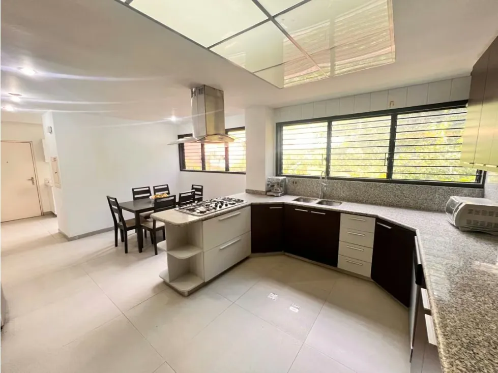 Alquiler Lindo y Amplio Apartamento - 11