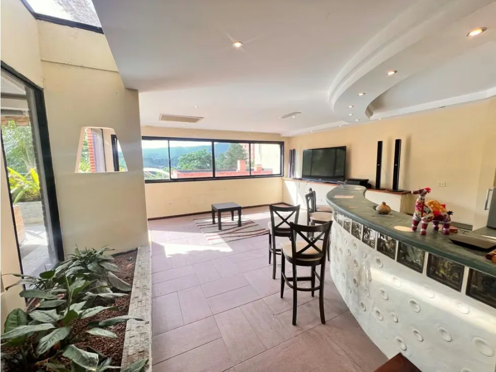 Alquiler Lindo y Amplio Apartamento - 4