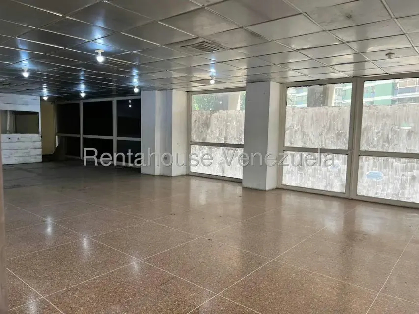 Local Comercial en Venta en Avenida Victoria, Aragua - 18