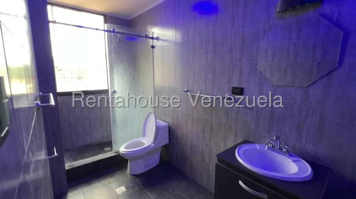 Apartamento (1 Nivel) en Venta en Bello Monte, Distrito Metropolitano - 11