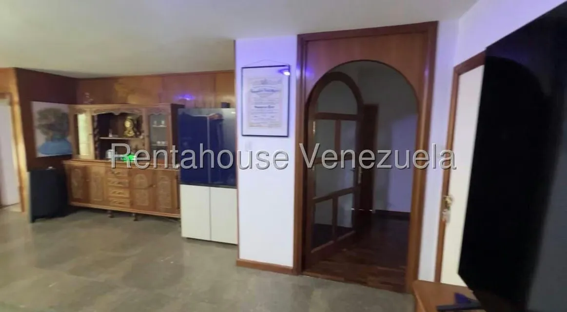 Apartamento (1 Nivel) en Venta en Bello Monte, Distrito Metropolitano - 12